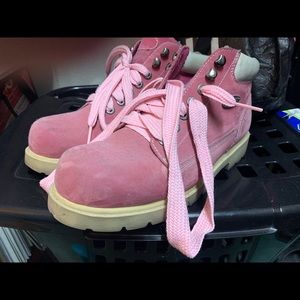 Women’s NYLugco pink boots